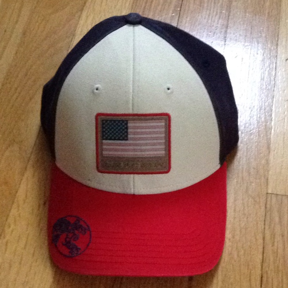 NWOT Youth Bass Pro Shops hat